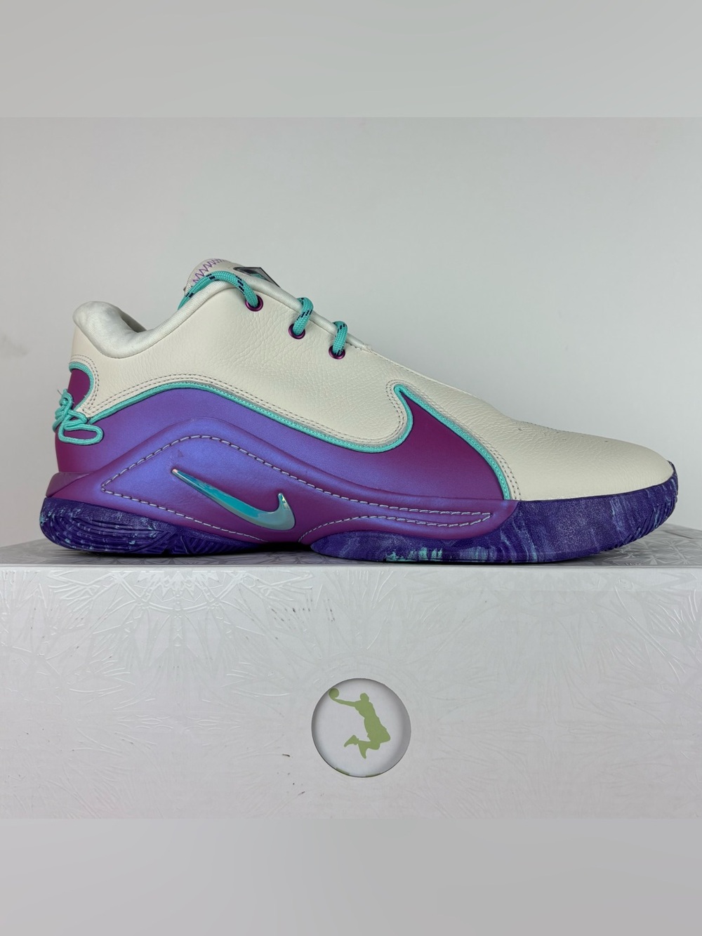 Nike LeBron 22 Basketball Shoes